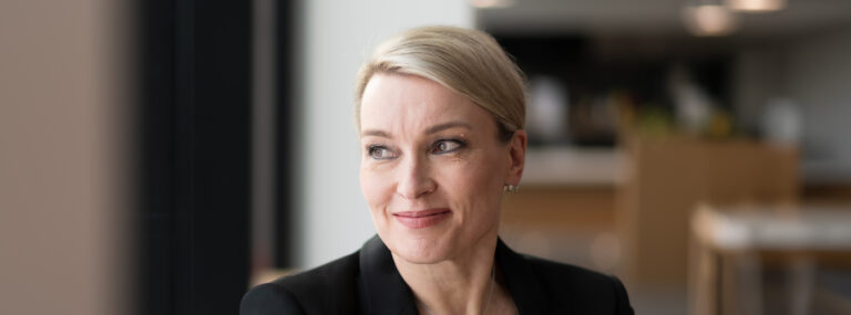 Veripalvelun johtaja Pia Westman